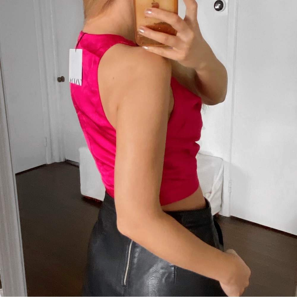 π ZARA HOT PINK SATIN CROP TOP! - Picture 4 of 12